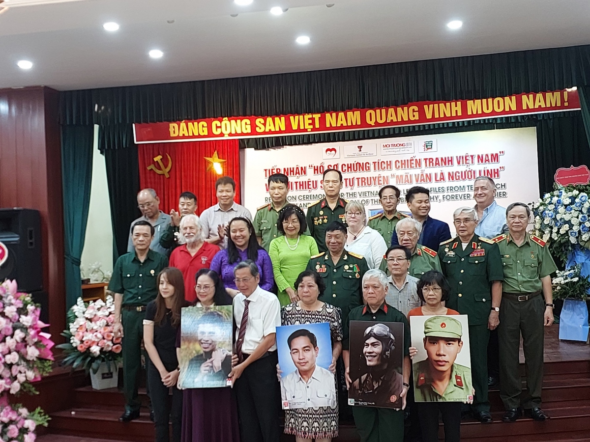 Nhiều dấu ấn đặc biệt tại Lễ tiếp nhận “Hồ sơ chứng tích chiến tranh Việt Nam”
